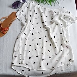 Philosophy White and Black Patterned Blouse